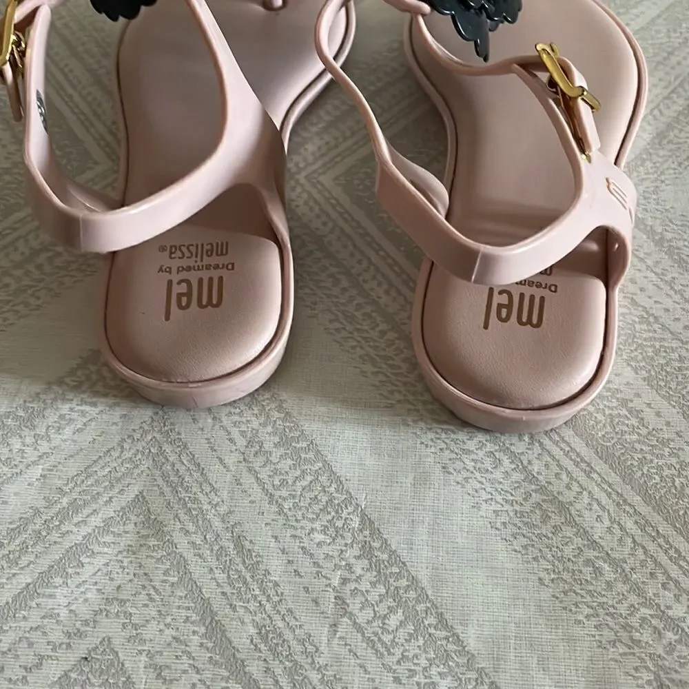 Mel Dreamed by Melissa Girls Pink Jelly Sandals with Black Flower